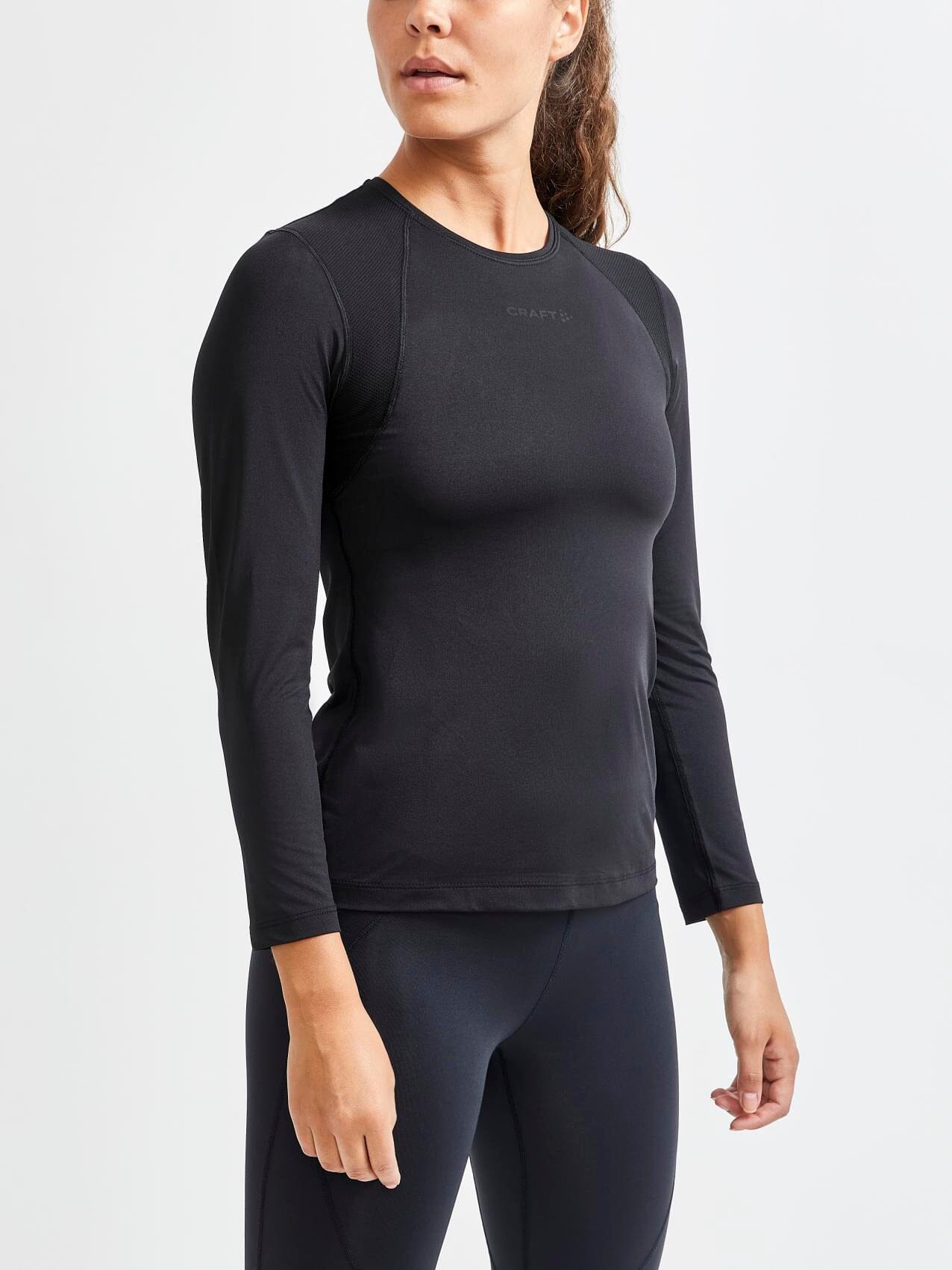Women's ADV Essence Longsleeve Training Tee - Black