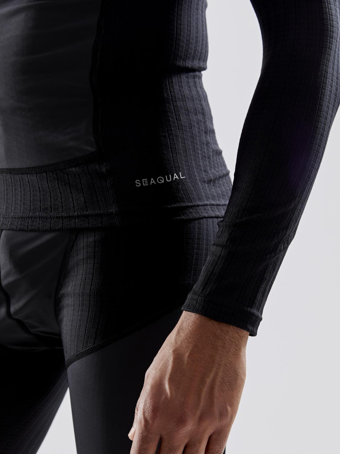 Men's Active Extreme X Wind Baselayer - Black/Granite - Image 4