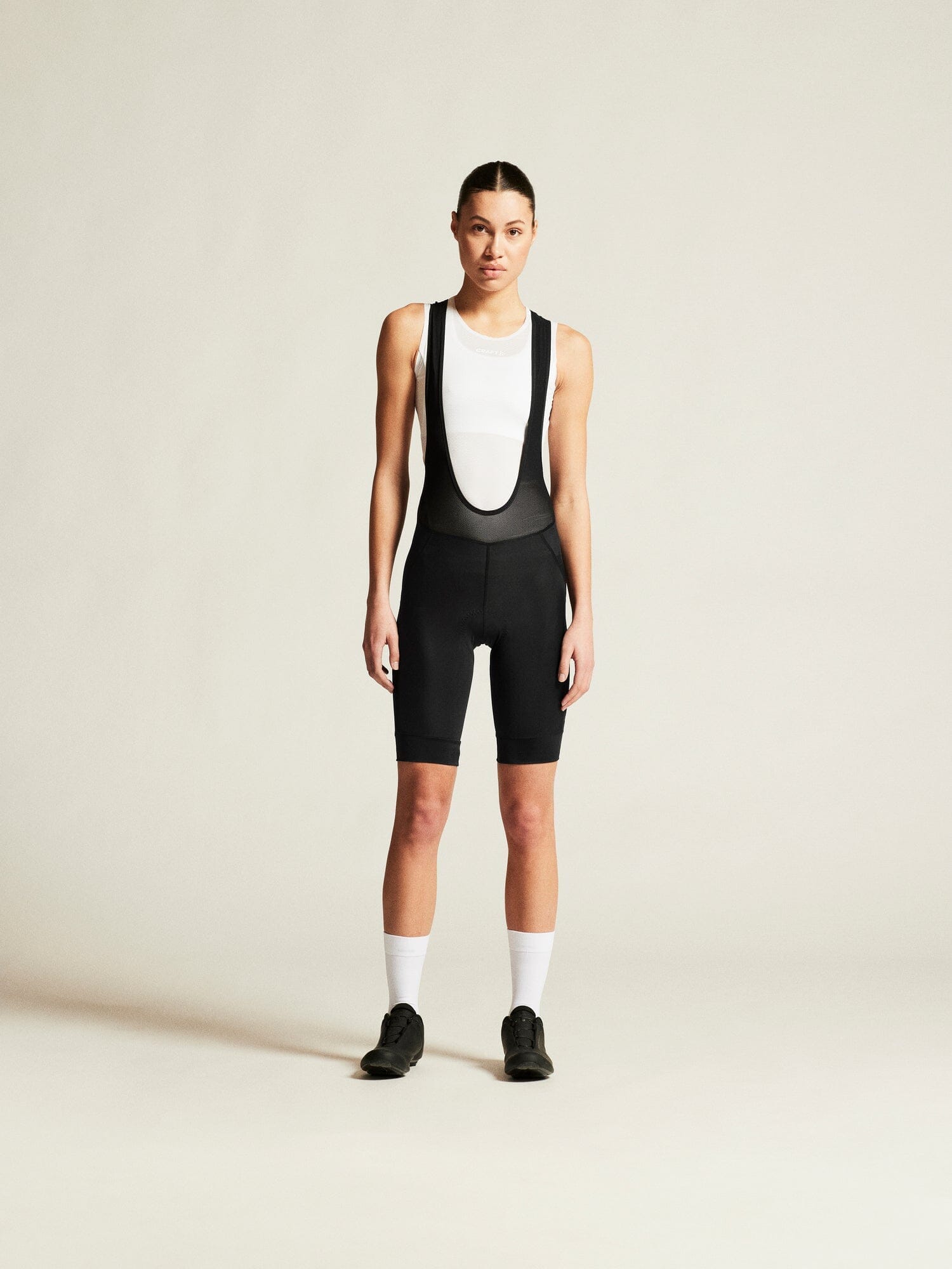 Women's Core Endur Bib Shorts - Black/Black - Image 6