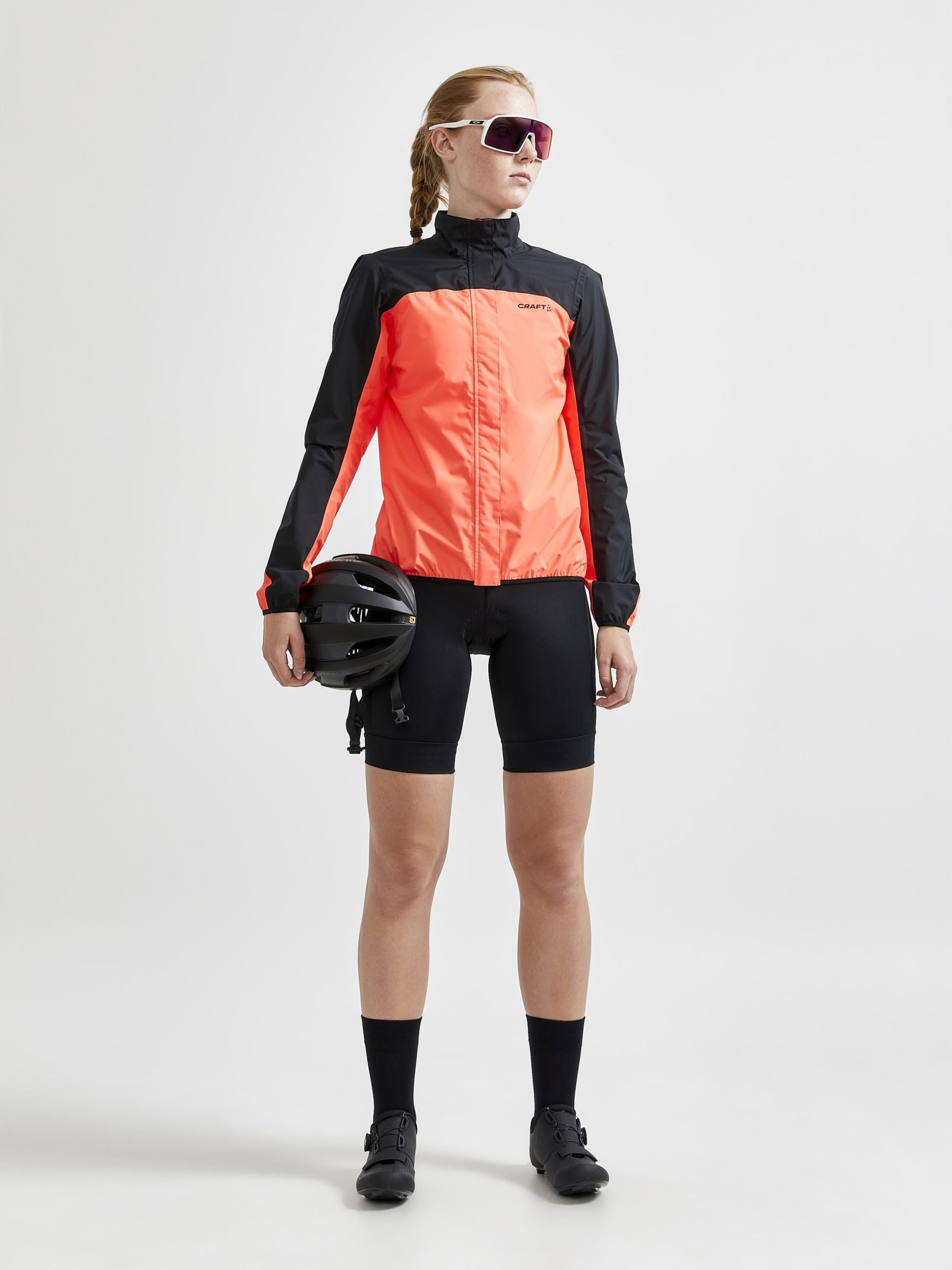 Women's Core Endur Hydro Cycling Jacket - BLACK/SHOCK - Image 5