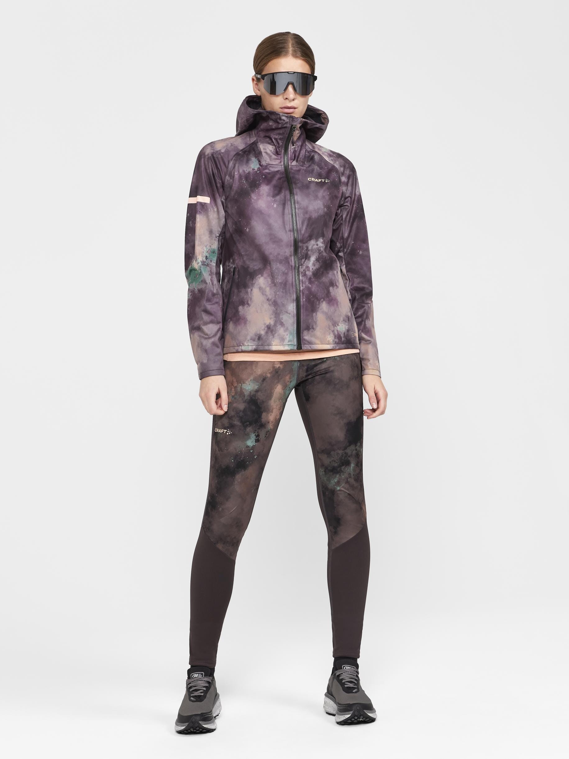 Women's Pro Hydro Running Jacket 2 - Black - Image 16