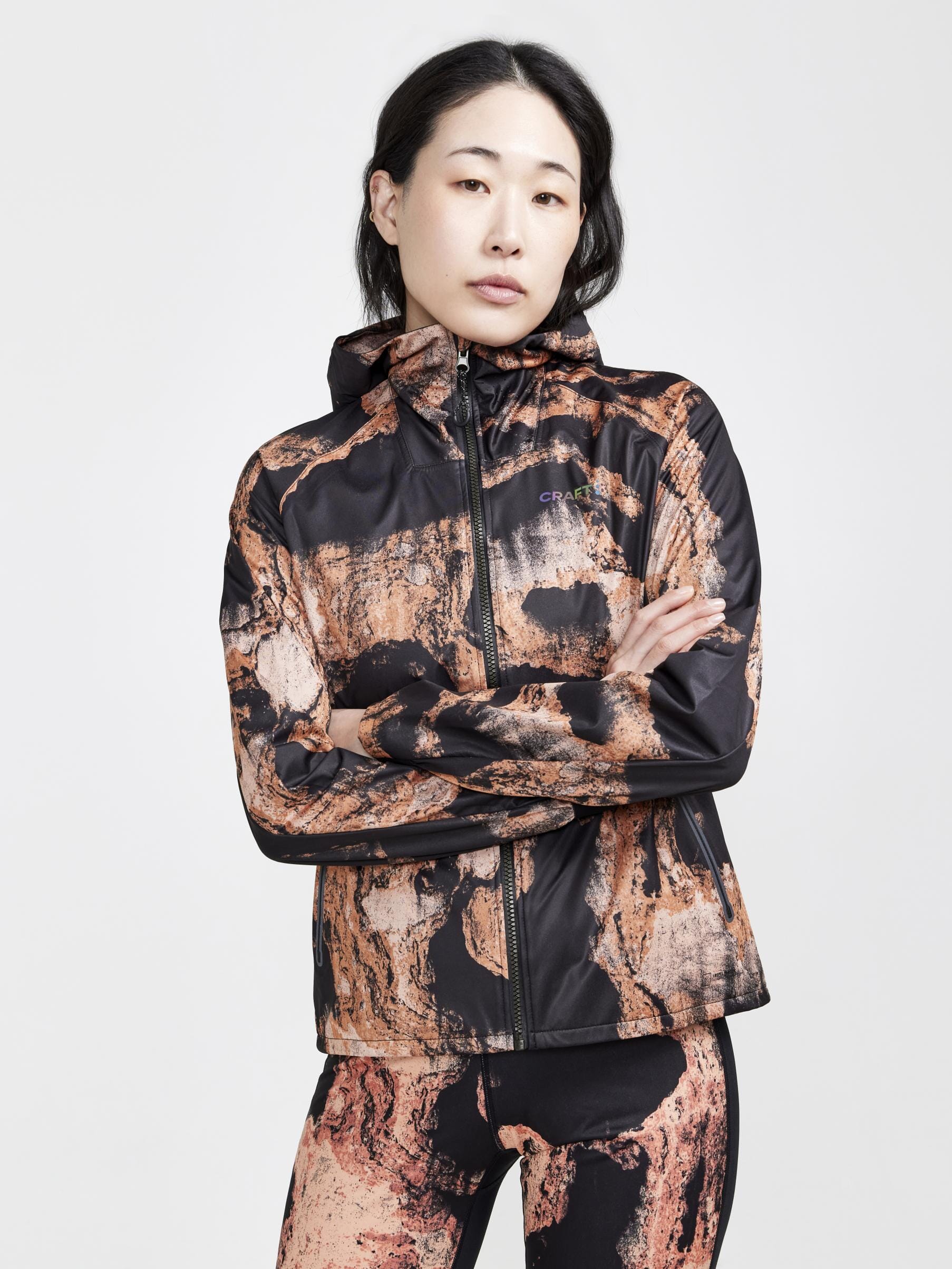 Women's Pro Hydro Running Jacket 2 - Black - Image 26