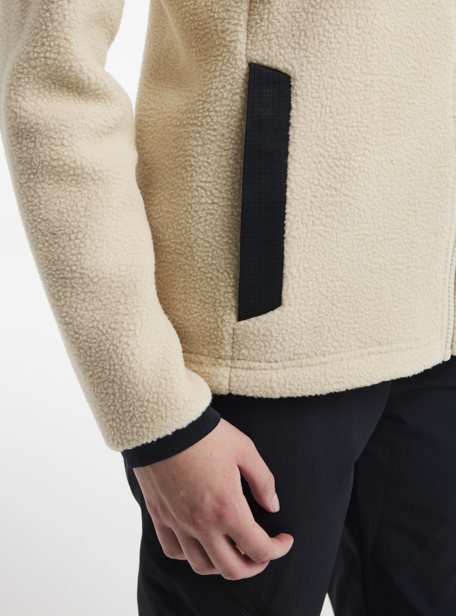 Women's ADV Explore Pile Fleece Jacket - Ecru/Black - Image 5