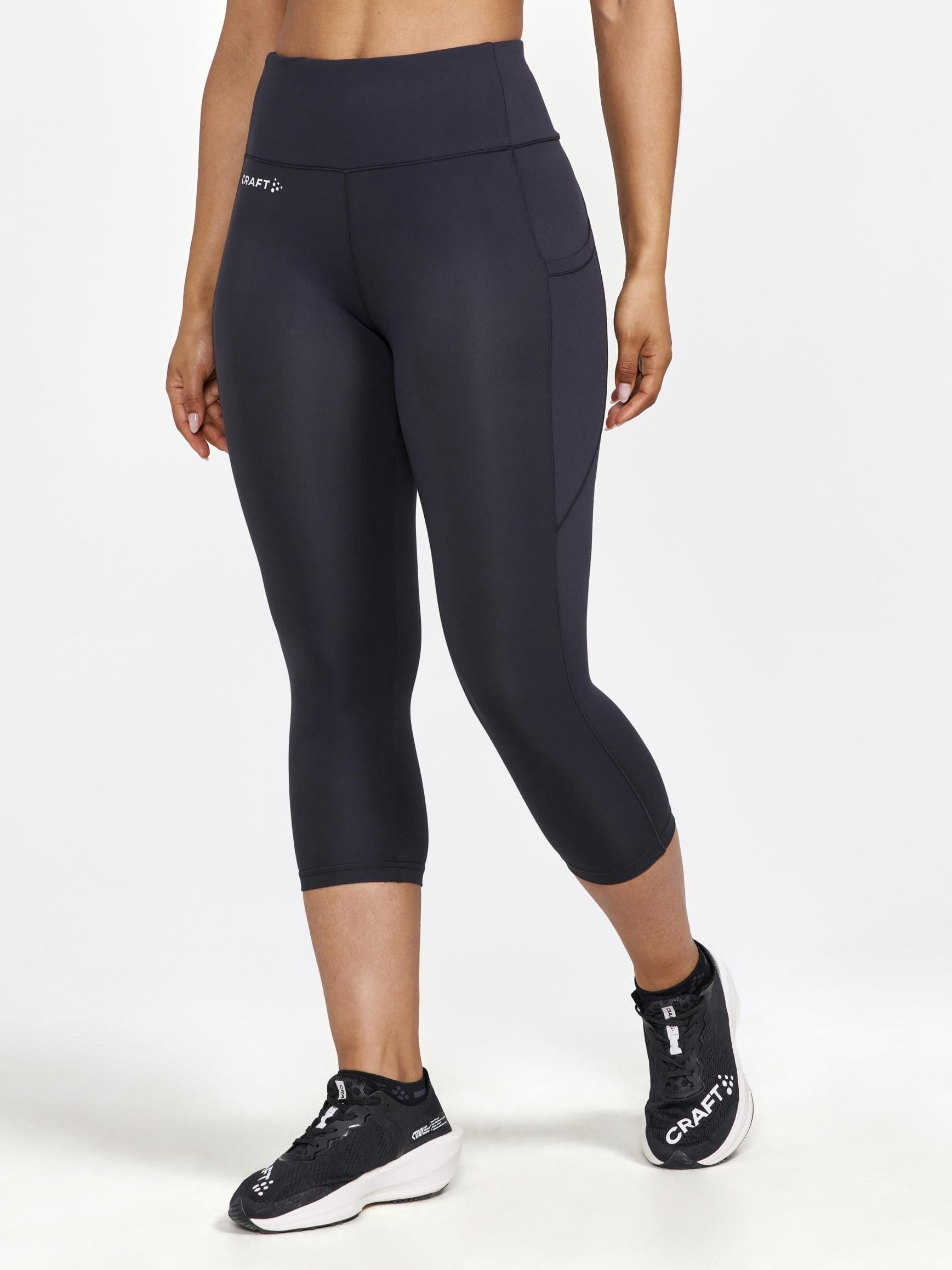 Women's ADV Essence Capri Training Tights 2 - Black