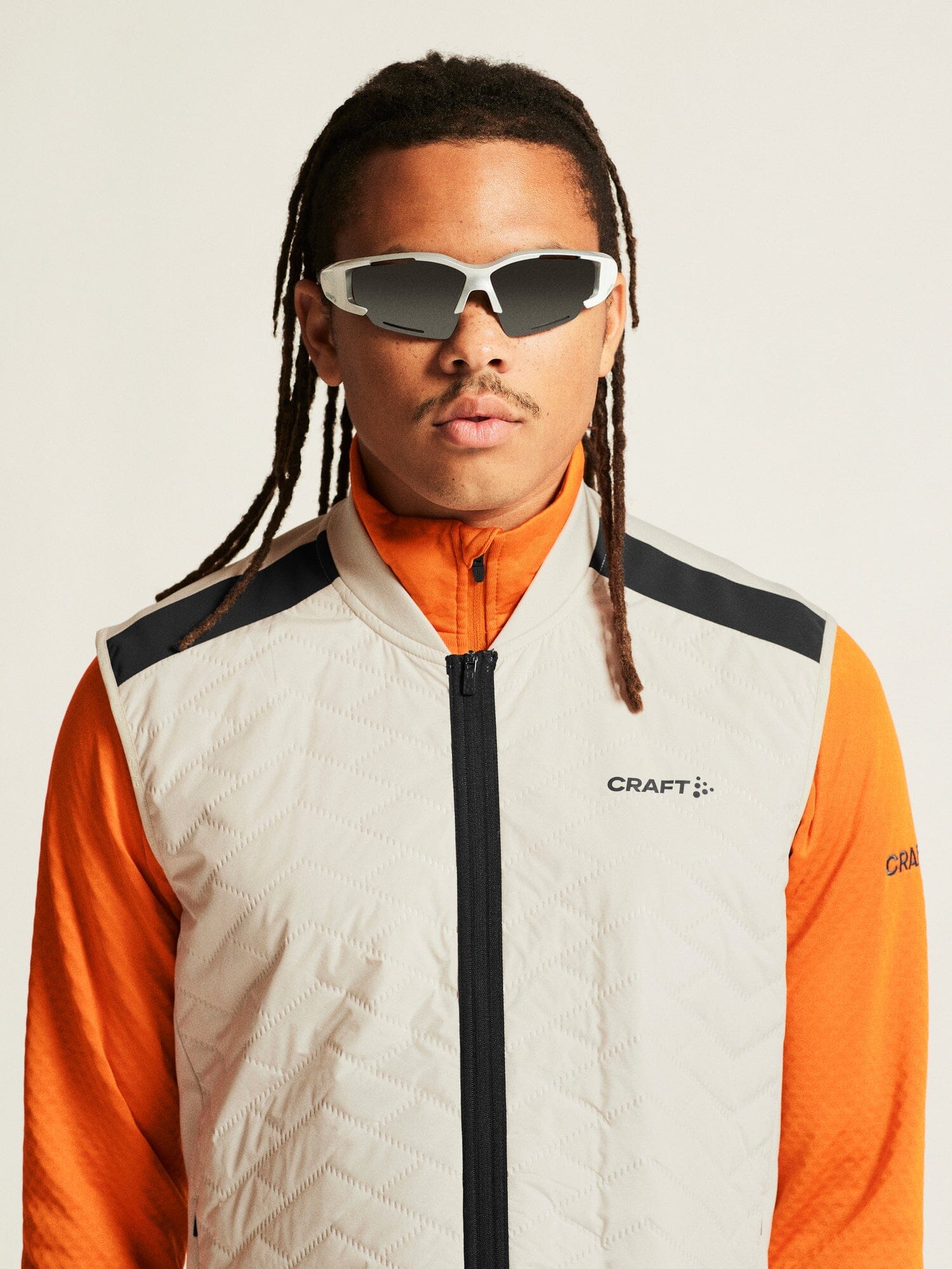 Men's ADV SubZ Vest 3 - PLASTER - Image 2