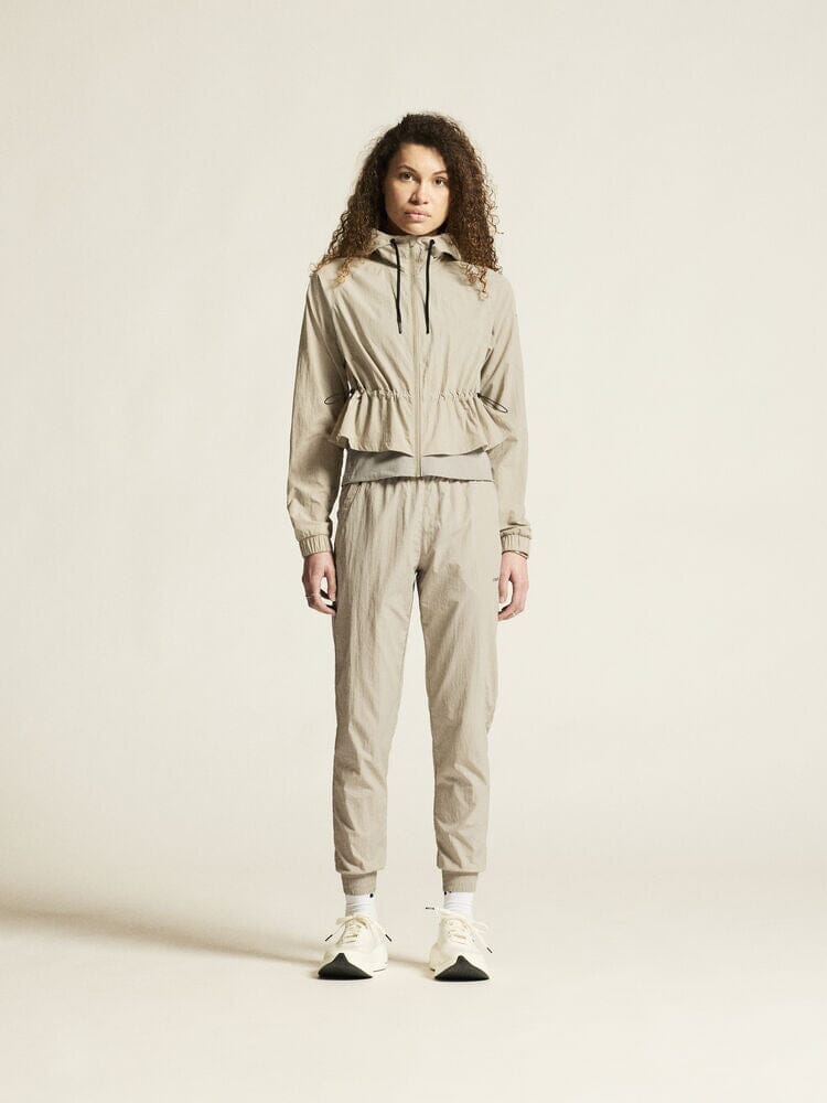 Women's ADV Join Windbreaker - HAY - Image 4