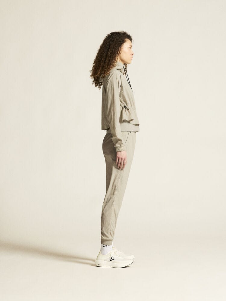 Women's ADV Join Windbreaker - HAY - Image 5