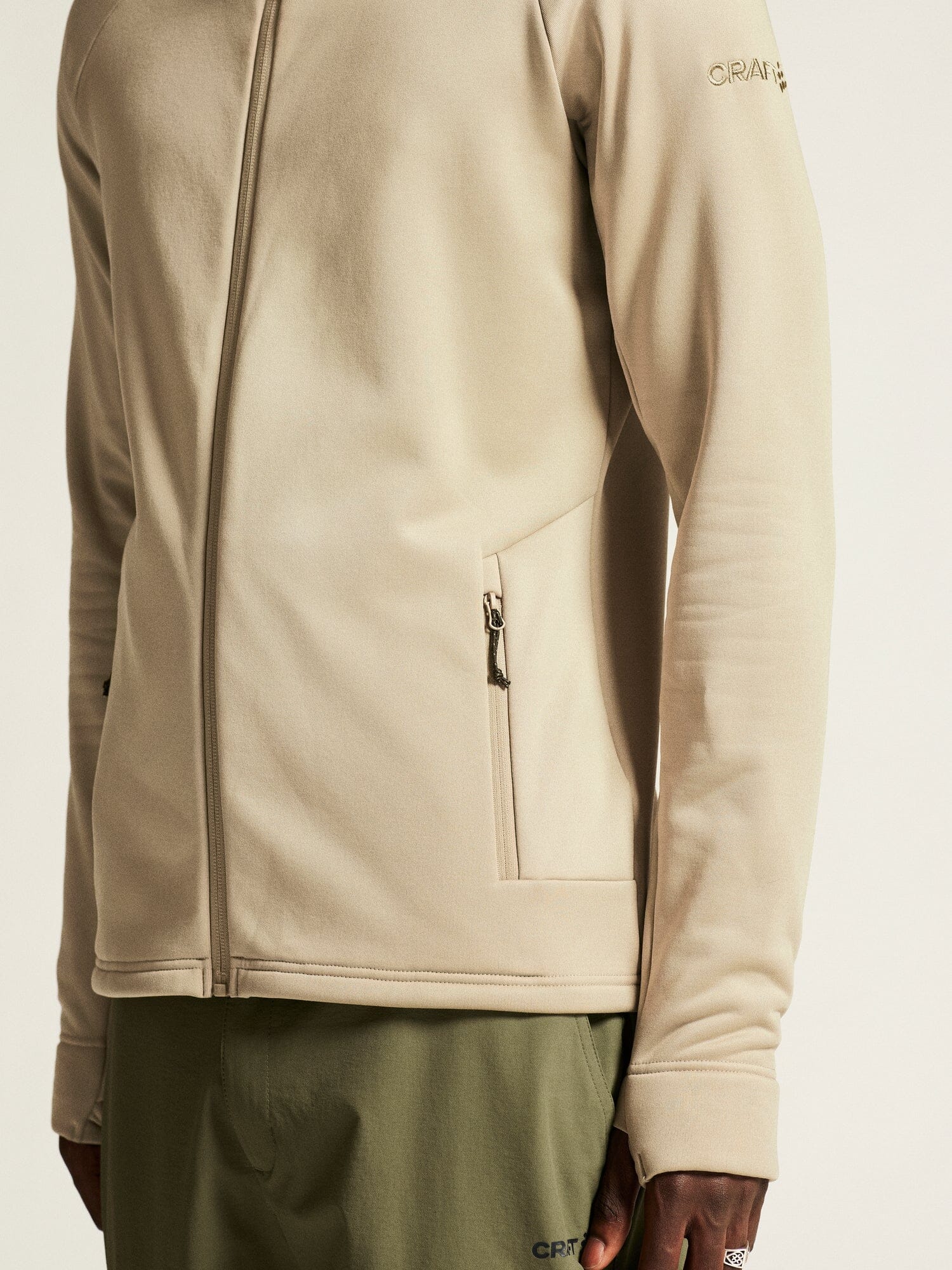 Men's ADV Explore Power Fleece Hood Jacket - Hay - Image 4