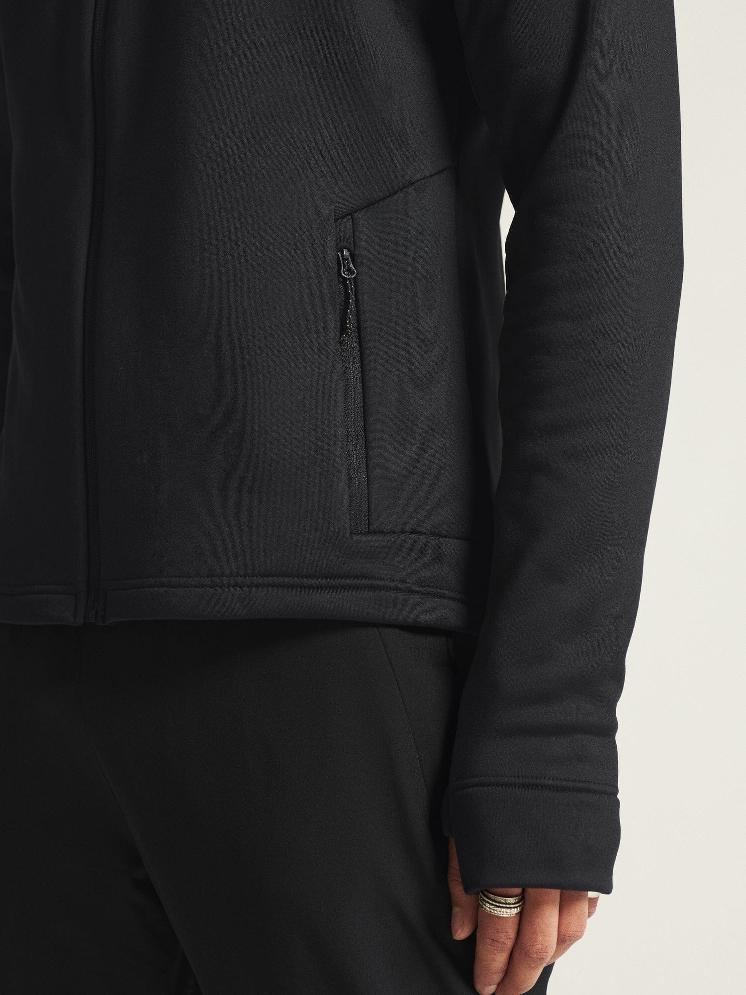 Men's ADV Explore Power Fleece Hood Jacket - Black - Image 4