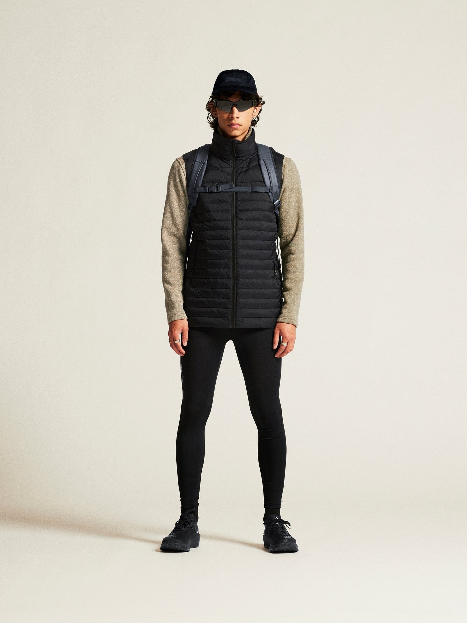 Men's ADV Explore Light Down Vest - Black