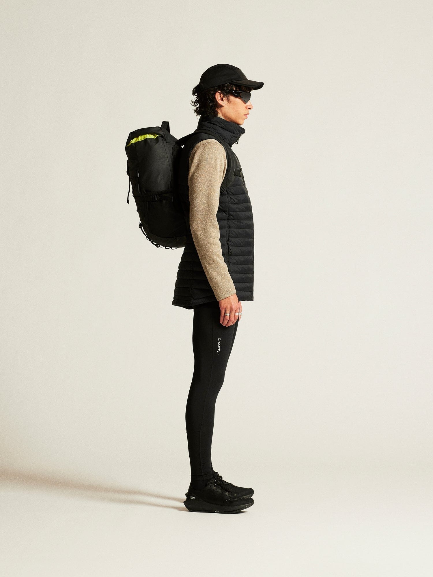 Men's ADV Explore Light Down Vest - Black - Image 6