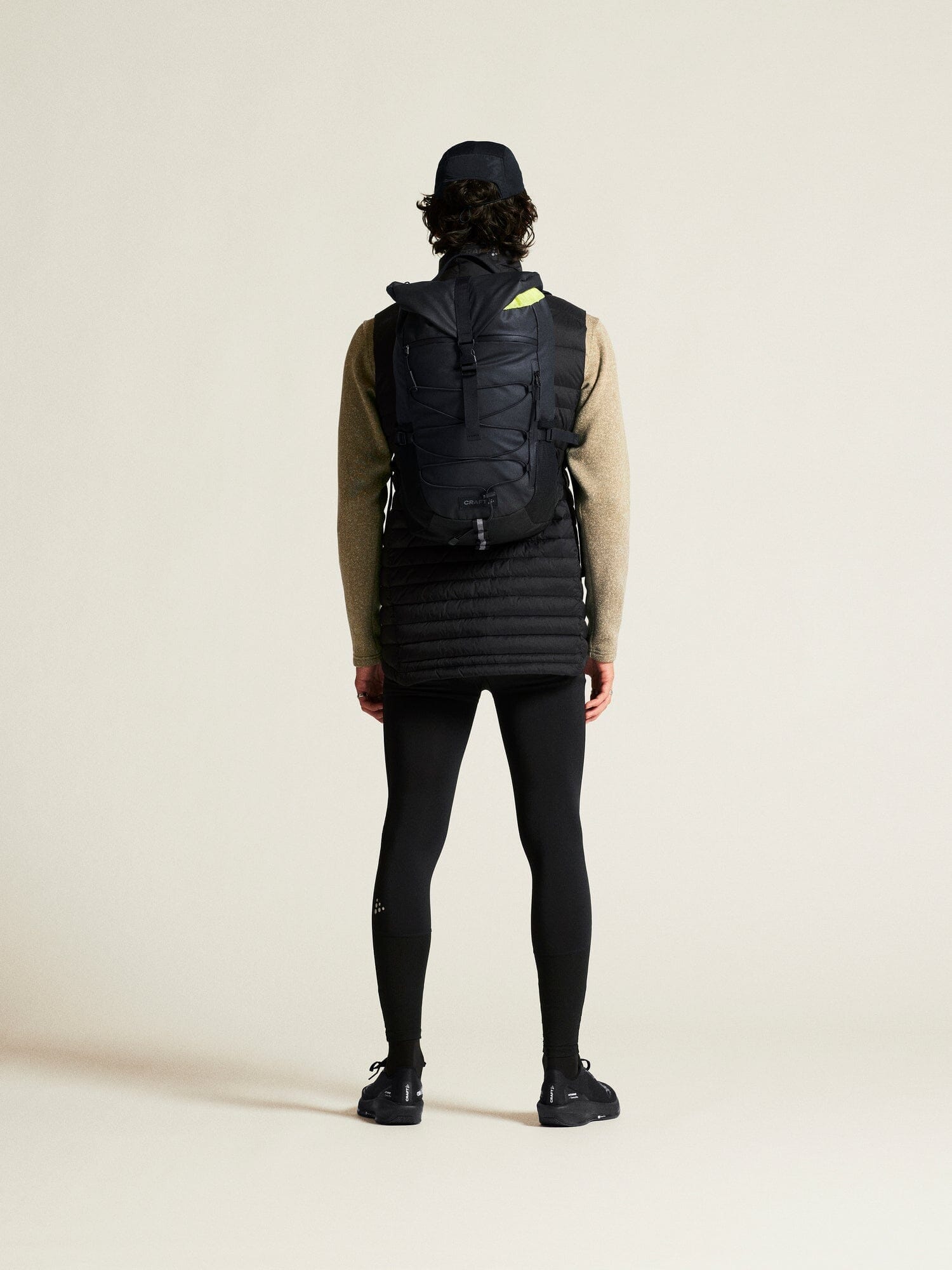 Men's ADV Explore Light Down Vest - Black - Image 7