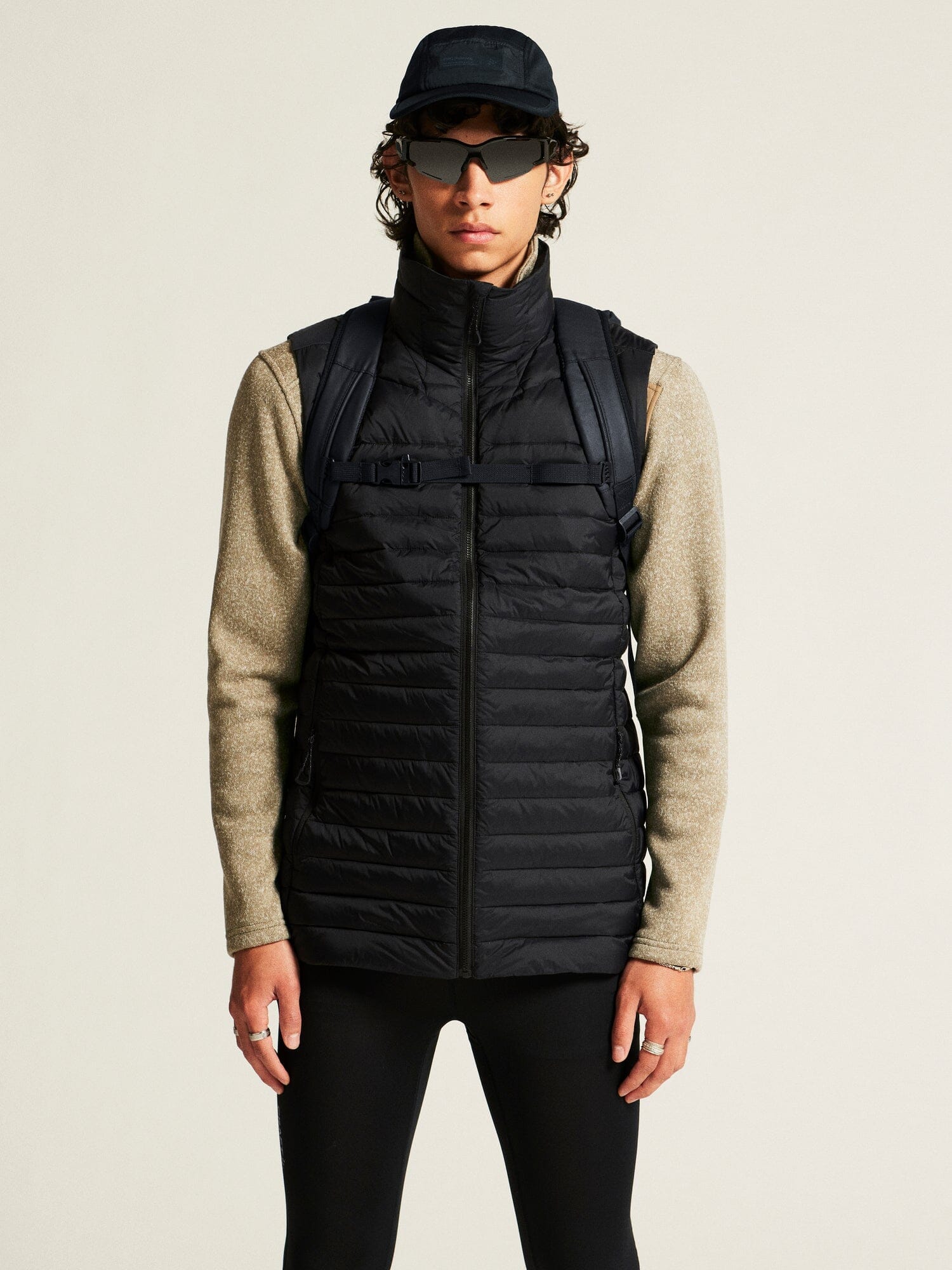 Men's ADV Explore Light Down Vest - Black - Image 2