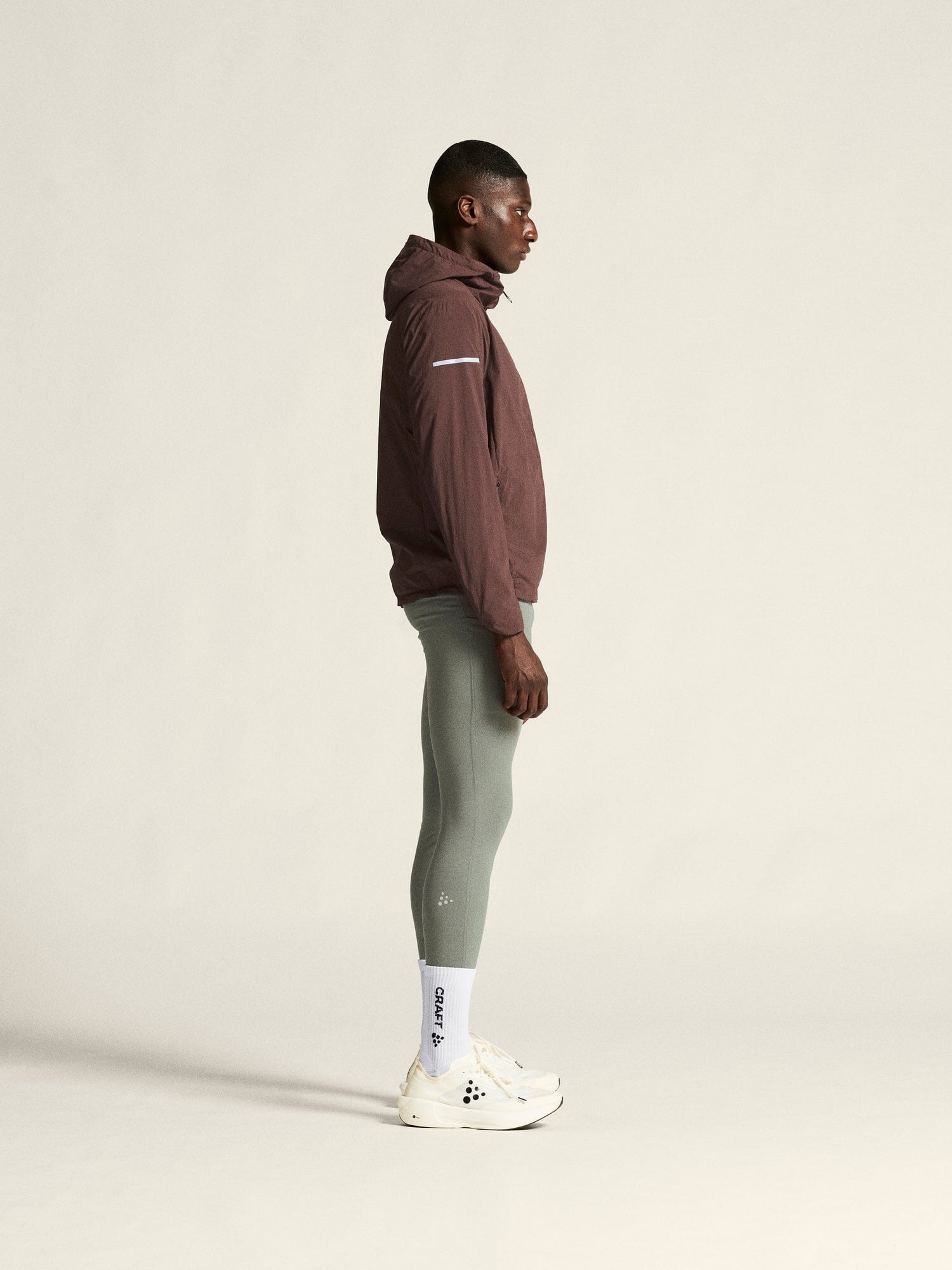 Men's SubZ Light Running Jacket - Prune - Image 8