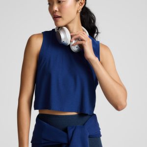 Featherweight Minimal Cropped Tank
