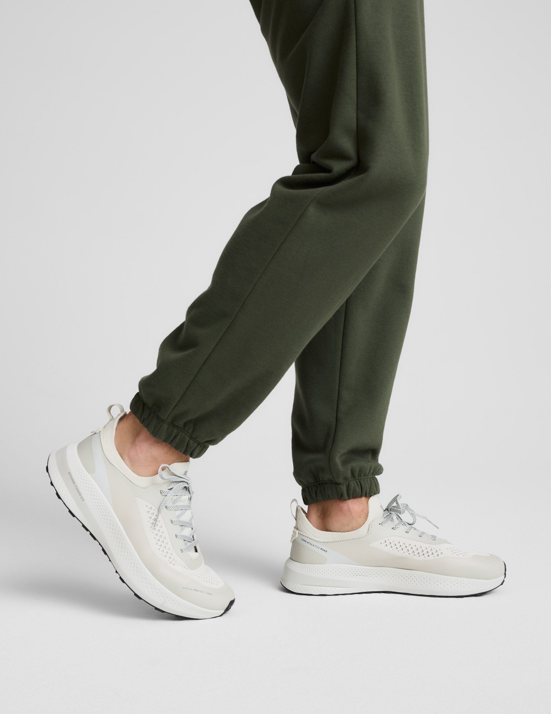 LuxeFleece? Classic Men's Jogger - Image 5