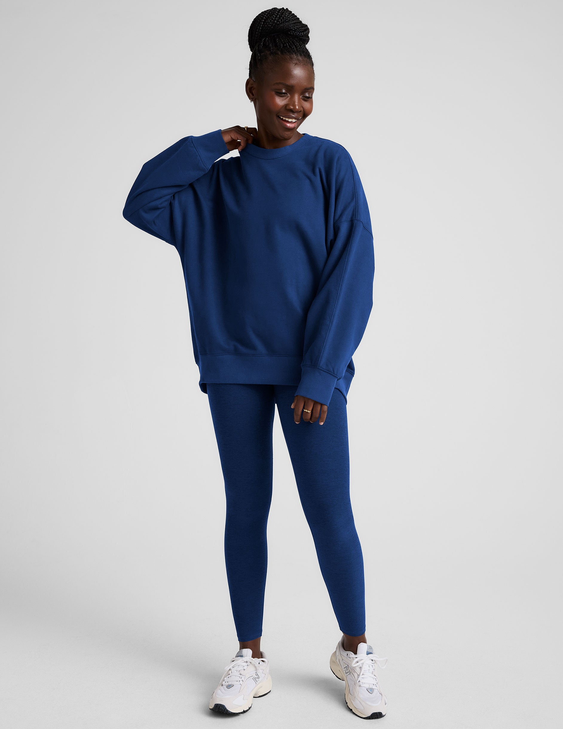 LuxeFleece? Oversized Sweatshirt - Image 4