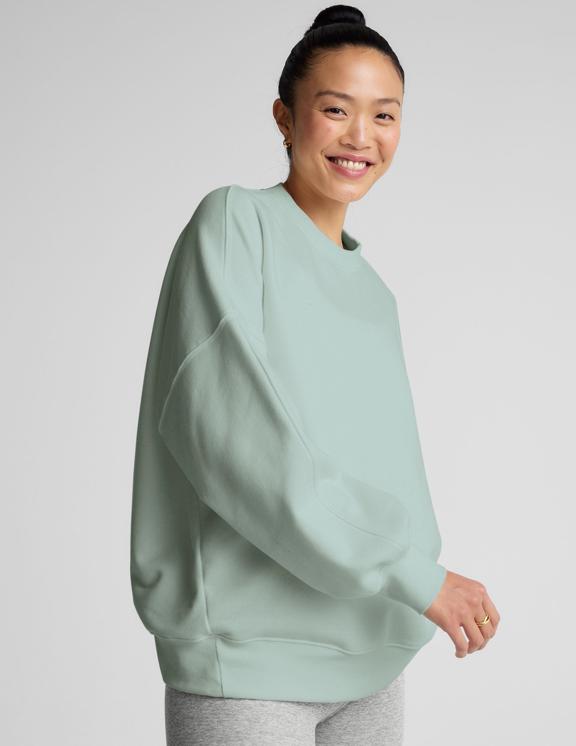 LuxeFleece? Oversized Sweatshirt - Image 2