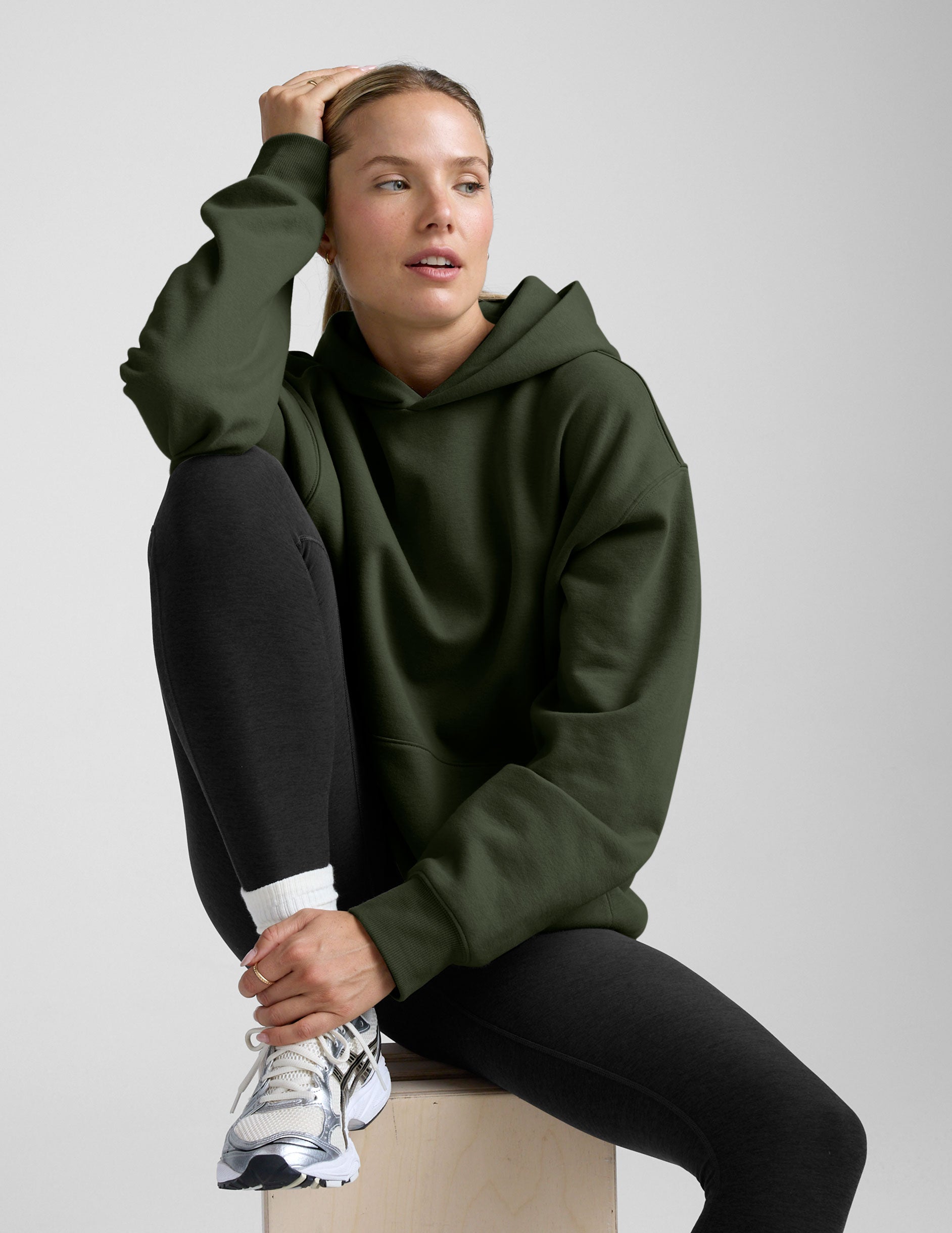 LuxeFleece? Classic Oversized Hoodie - Image 3