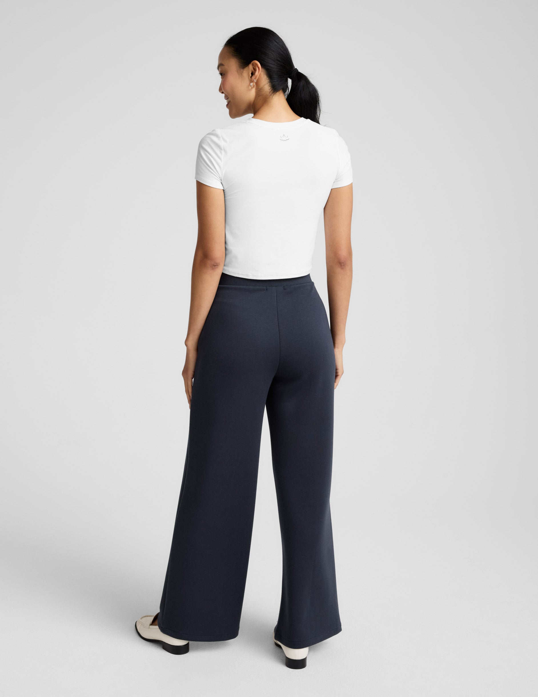 SoftSpring Wide Leg Pant 31 - Image 6