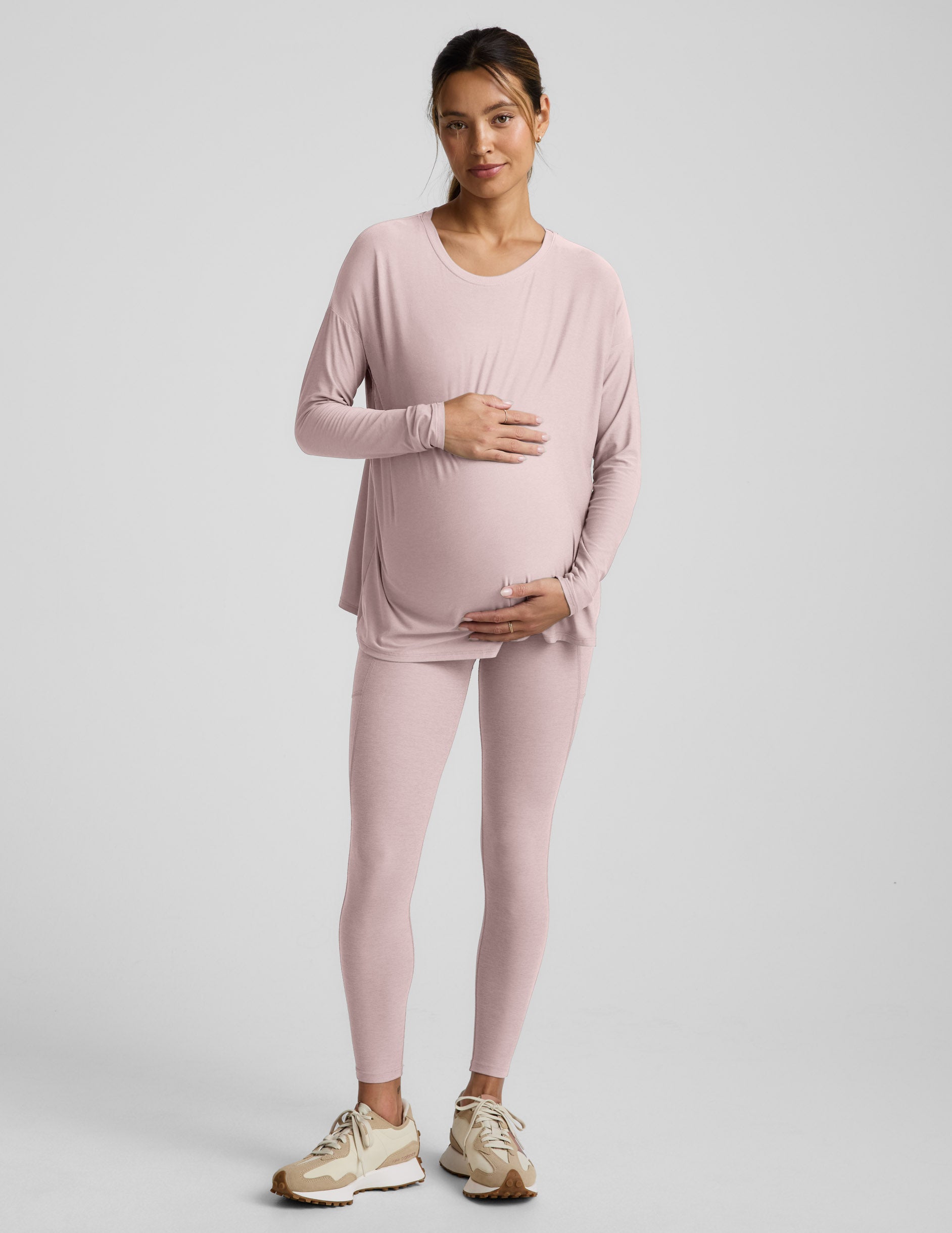Spacedye? Love the Bump Maternity Pocket Midi Legging - Image 5